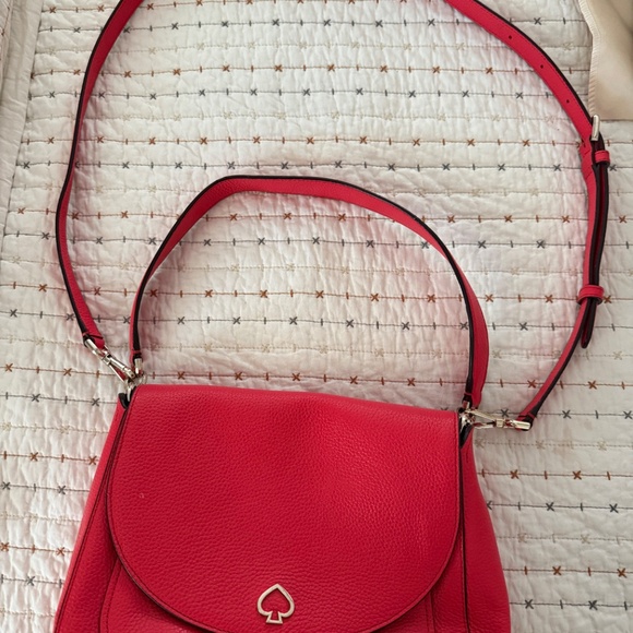 Beautiful Kate Spade shoulder or crossbody brand new condition & wallet - Picture 3 of 16
